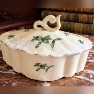 Vintage Bavarian Beautiful Green Irises Trinket Box Porcelain Beautiful